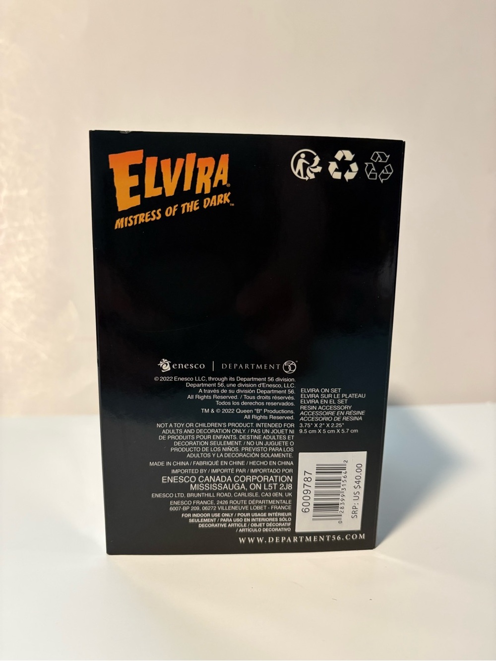 NEW Department 56 Elvira Mistress of the Dark Village, Elvira On Set (6009787) - Picture 7 of 7